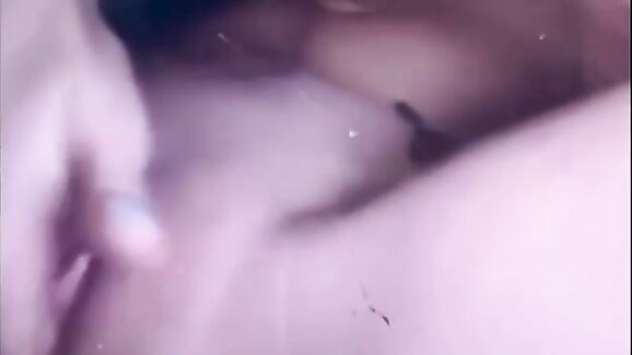 Ash Kash Fingering Herself Leaked
